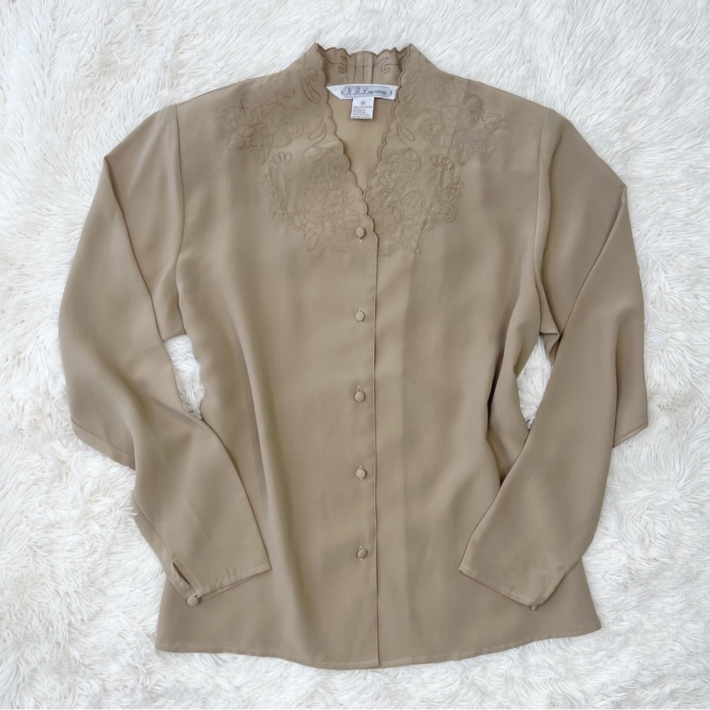 Vintage tan long sleeve button down top floral embroidered blouse covered button